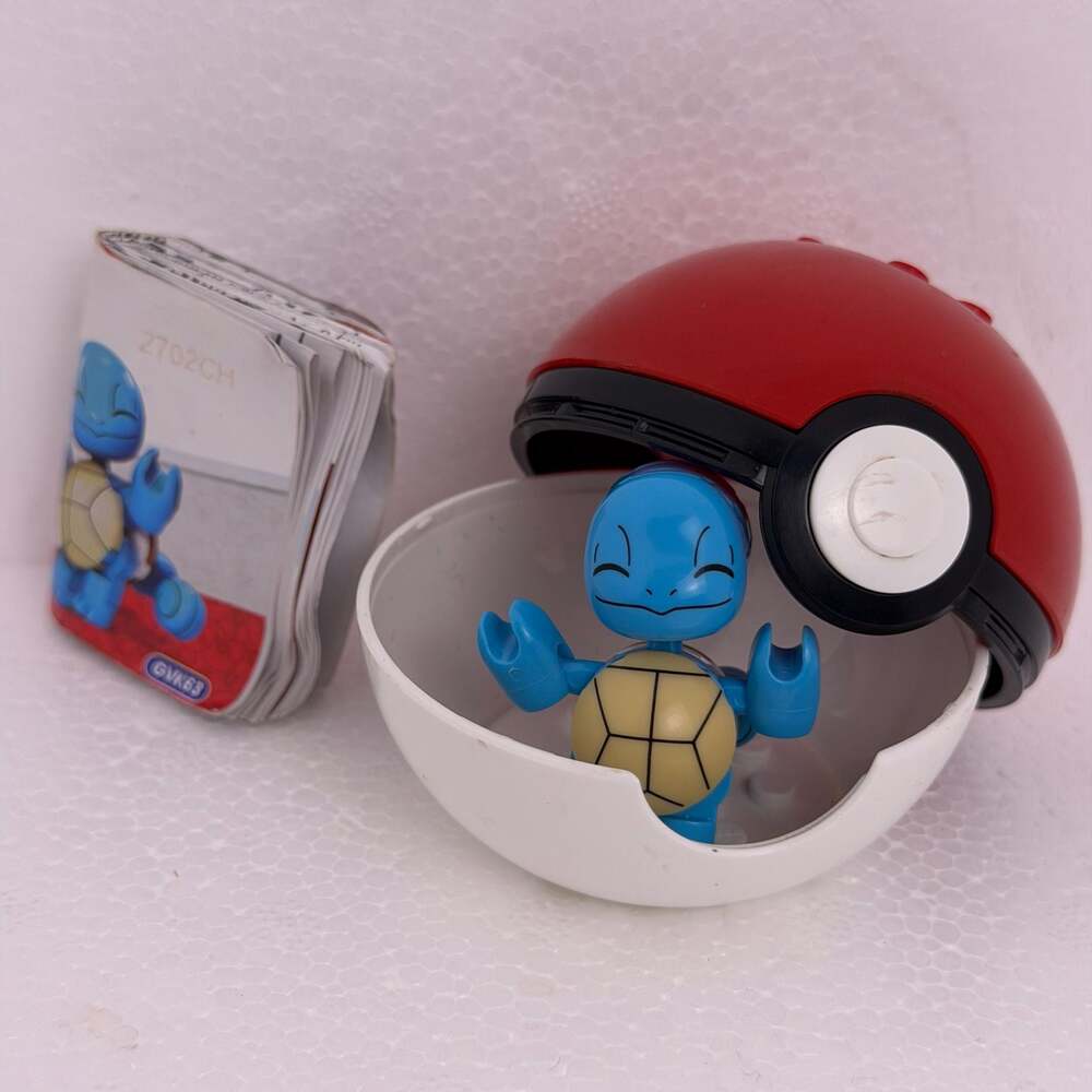 MEGA Pokemon Buildable Squirtle Figure with Poke Ball Building Set